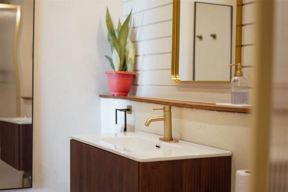 Private accommodation bathroom detail