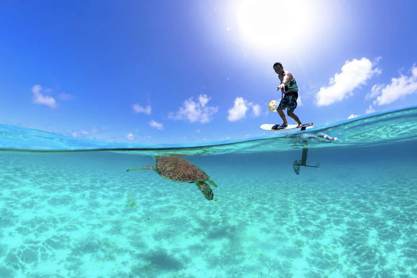 Kite hydrofoil lesson in Caribbean water