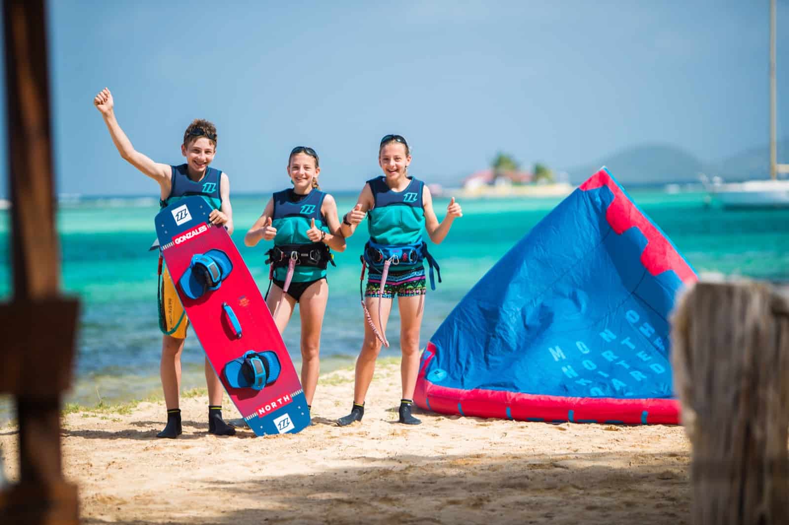 Kitesurf lesson theory and safety briefing before going on the water
